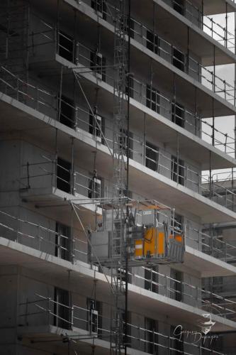 Building-Nice-Yellow